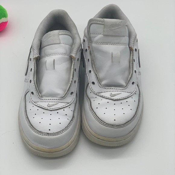 Air Force 1 w/out shoe strings - Picture 2 of 8